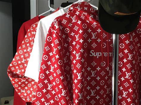 louis vuitton supre|Louis Vuitton supreme real.